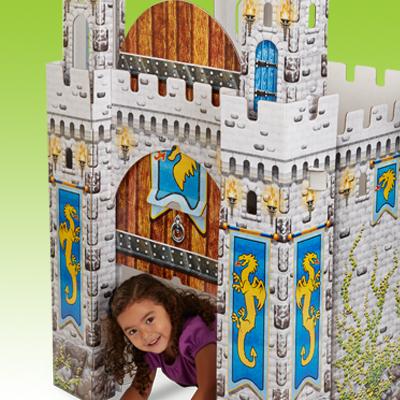 Картонный замок для детских игр  